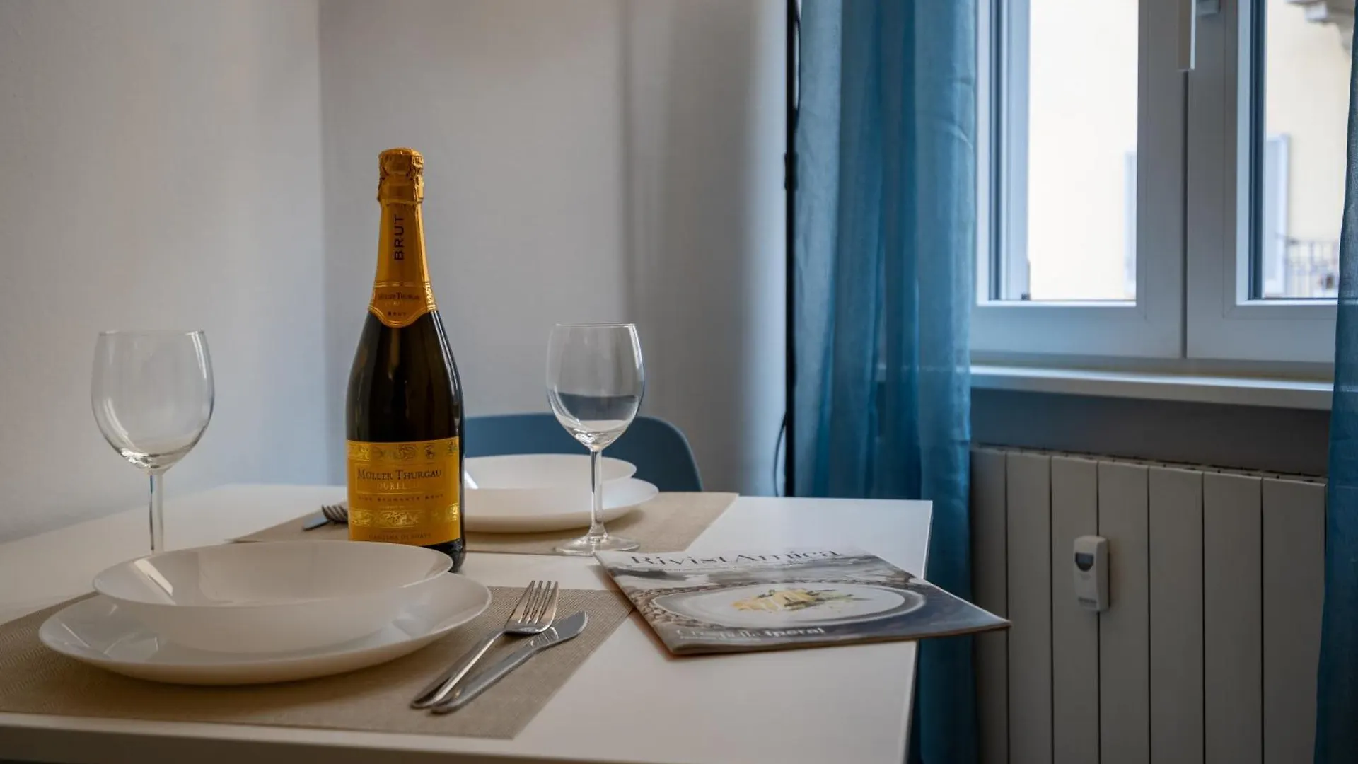 S&M Apartments- Casa Venere Porta Romana M3 Milan Italy