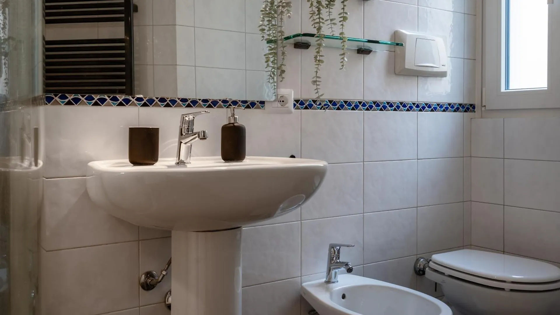 S&M Apartments- Casa Venere Porta Romana M3 Milan